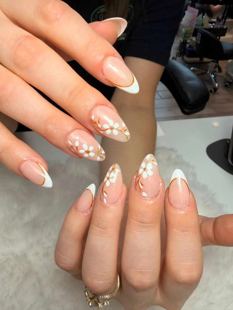 Elegant neutral French manicure